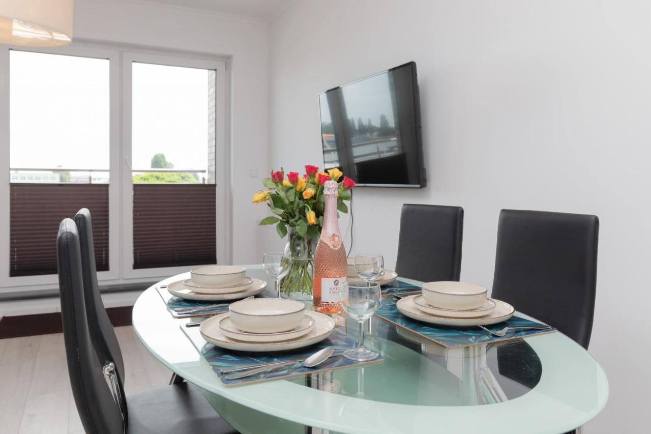 Przestronny Apartament Z Balkonem - Przy Porcie - Swinoujscie By Noclegi Renters Exterior photo